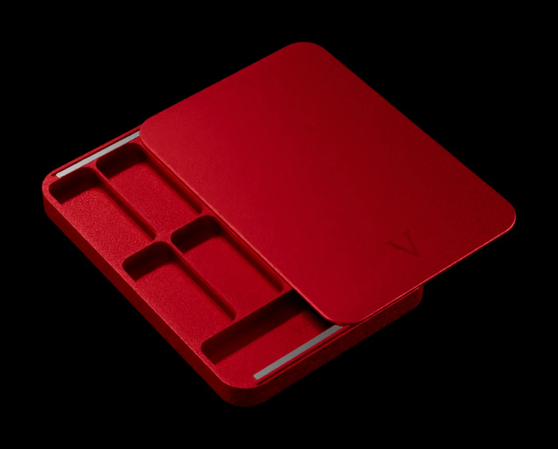 VALT aluminium nicotine pouch case, Crimson Red anodised finish, lid open showing eight pouch slots